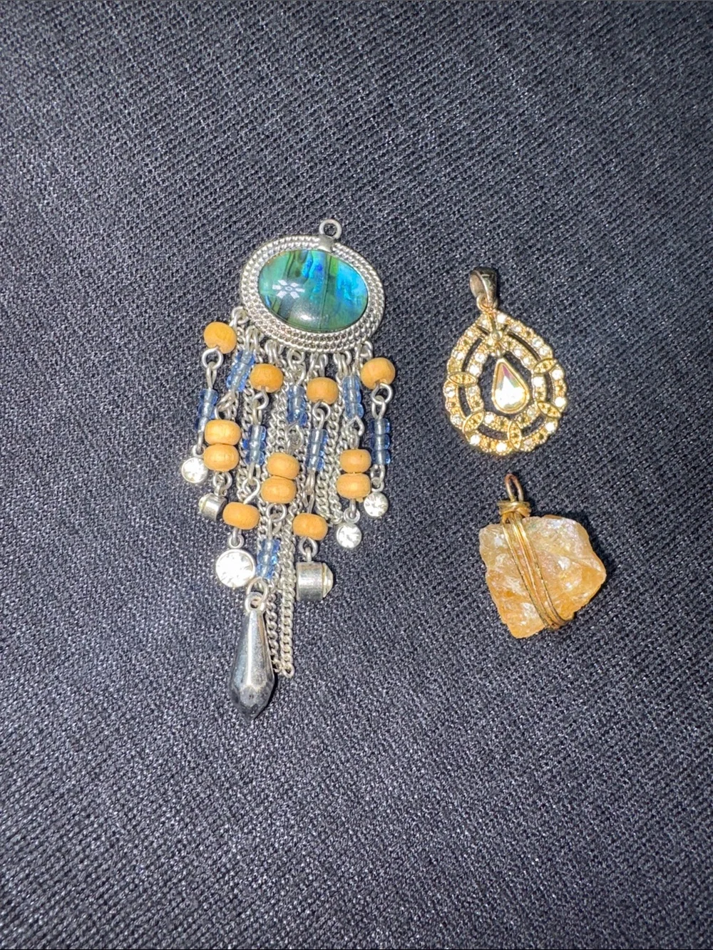 Pendant bundle